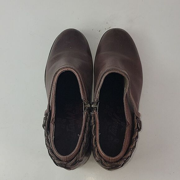 Tara M Ginnie Brown Leather Western O-Ring Ankle Boots - Picture 11 of 15